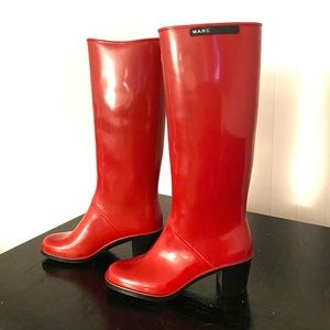 MARC JACOBS Red Rain Boots, Heals Sz US 7